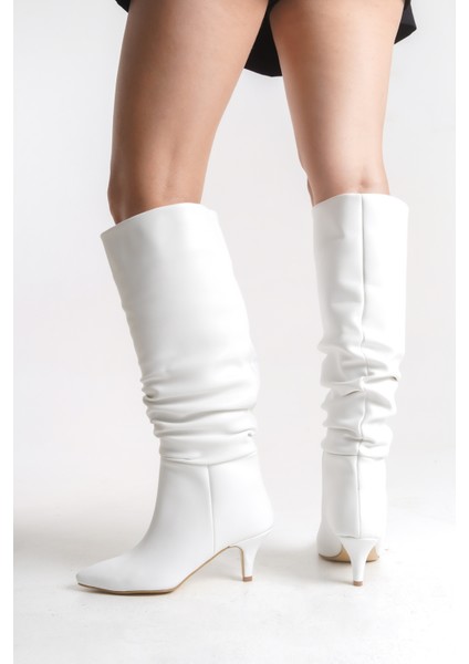 Kadın Büzgü Detaylı Sivri Burun Ince Topuklu Beyaz Uzun Çizme indirimleri