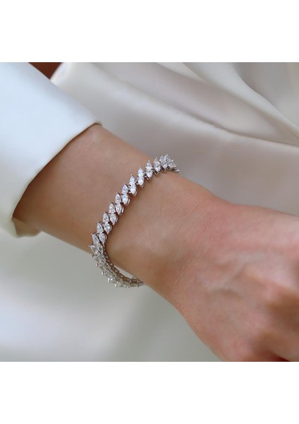 Icecut Taşlı Damla Gümüş Bileklik fiyatları