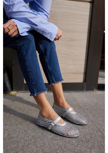 Santos Kadi̇n Si̇yah Rugan Komple Taşli̇ Ayakkabi̇