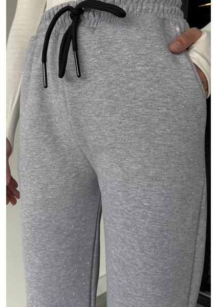 Kadın Bel ve Paça Lastikli Yüksek Bel Taş Işlemeli Şardonlu Eşofman Altı P-00018812 modelleri