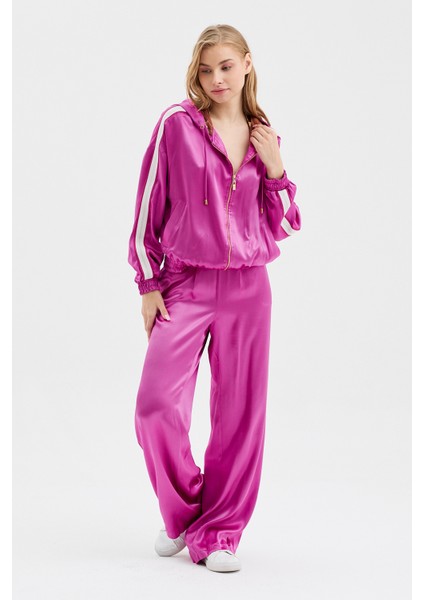 Kadın Kapüşon Detaylı Full Fermuar Kapamalı Saten Takım fiyatları