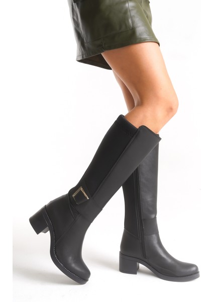 Deri Görünümlü Arkası Streç Esnek Kalın Orta Yüksek Topuklu Toka Detaylı Fermuarlı Siyah Uzun Çizme indirimleri