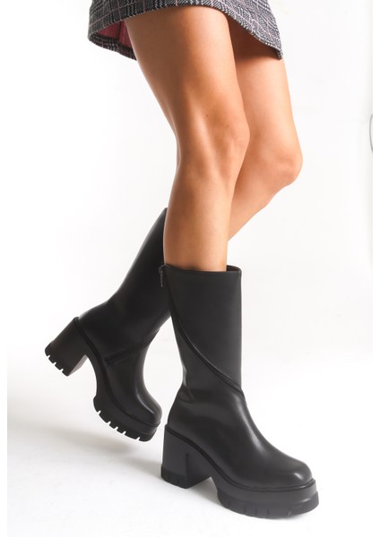 Kadın Siyah Yuvarlak Burun Kalın Tabanlı Fermuarlı Platform Topuklu Uzun Çizme