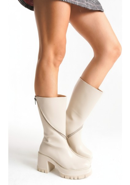 Kadın Yuvarlak Burun Kalın Tabanlı Fermuarlı Platform Topuklu Bej Uzun Çizme