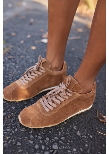 Bosetti Kadın Tutun Taba Gercek Suet Bagcikli Sneaker