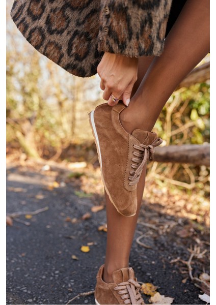 Bosetti Kadın Tutun Taba Gercek Suet Bagcikli Sneaker indirimleri