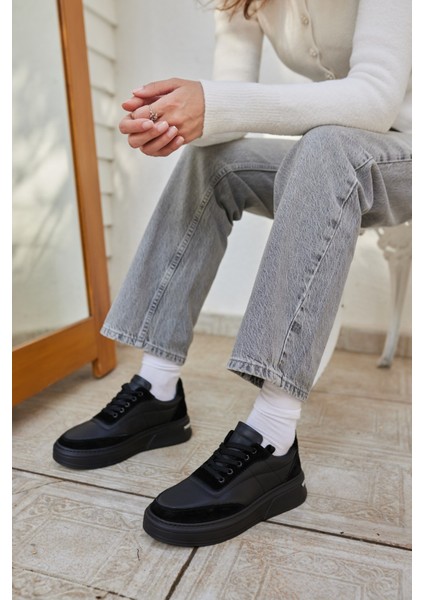 Okita Kadın Beyaz Bagcıklı Gercek Deri Sneaker fiyatları