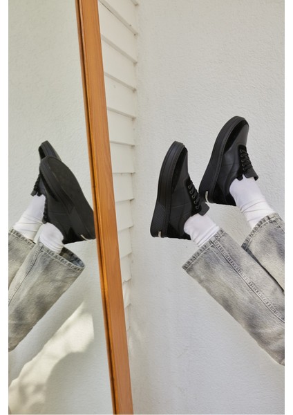 Okita Kadın Beyaz Bagcıklı Gercek Deri Sneaker