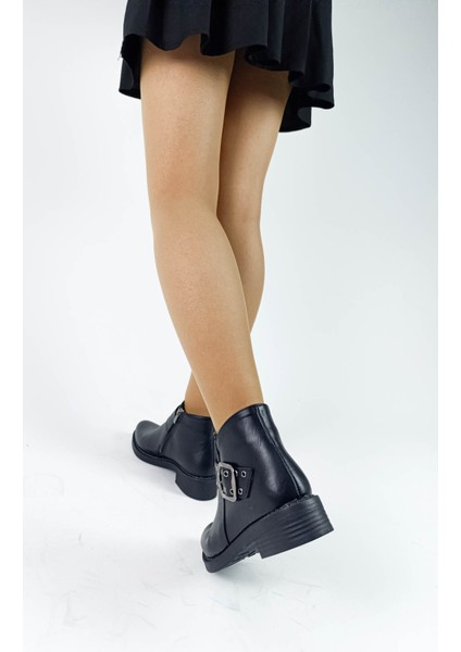 Siyah Renk Fermuarlı Cilt Deri Kemer Aksesuarlı Kadın Bot modelleri