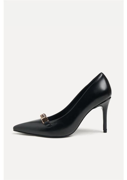 255000 Tokalı Stiletto Siyah Deri