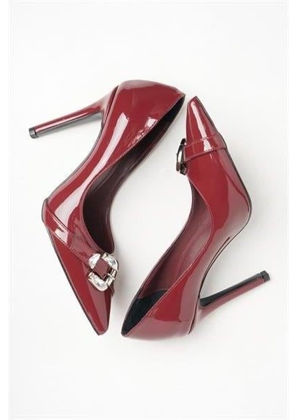 255012 Şık Tokalı Topuklu Ayakkabı Bordo Rugan fırsatları