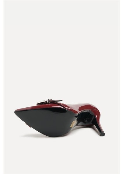 255012 Şık Tokalı Topuklu Ayakkabı Bordo Rugan