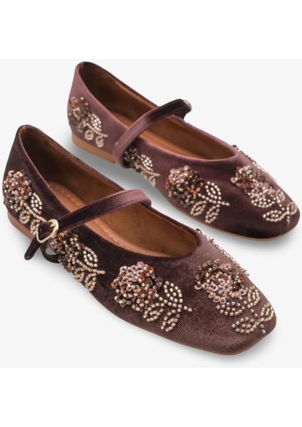 Yelva Kadın Tokalı Babet Kahve fiyatları