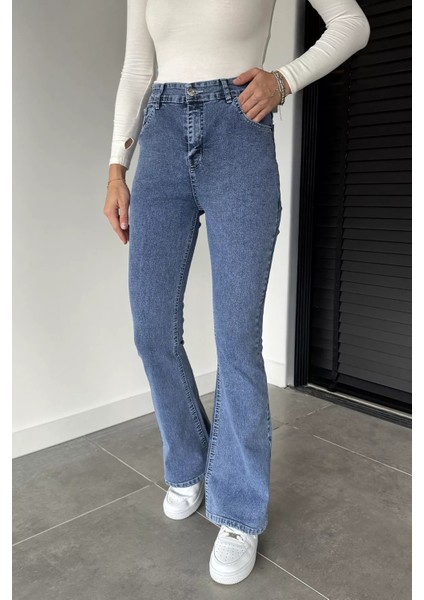 Yüksek Bel Ispanyol Paça Likralı Kadın Kot Jean Pantolon P-00010982