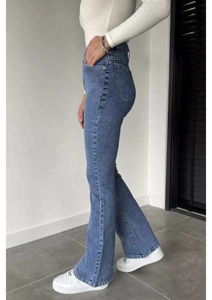 Yüksek Bel Ispanyol Paça Likralı Kadın Kot Jean Pantolon P-00010982 fiyatları