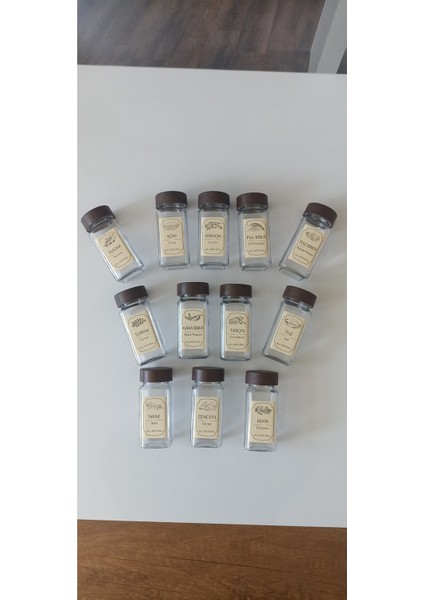 12'li Akasya Kapaklı Baharatlık Seti Cam ( 16 Adet Hediye Etiket )