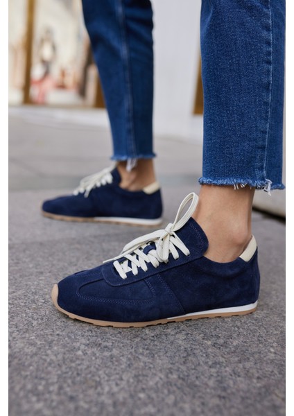 Tores Kadın Kahverengi Gercek Suet Bagcıklı Sneaker