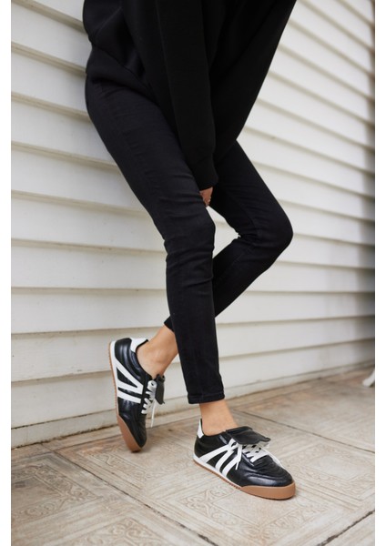 Eduard Kadın Gumus Dıkıslı Bagcıklın Sneaker