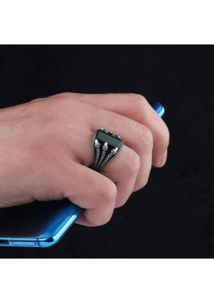 Pençe Model Oniks Taşlı 925 Ayar Erkek Gümüş Yüzük