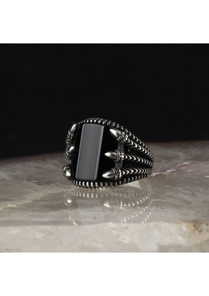 Pençe Model Oniks Taşlı 925 Ayar Erkek Gümüş Yüzük modelleri