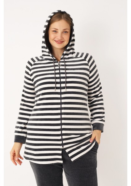 Çizgili Kapüşonlu Fermuarlı Cepli Uzun Kollu Alt-Üst Eşofman Takımı modelleri