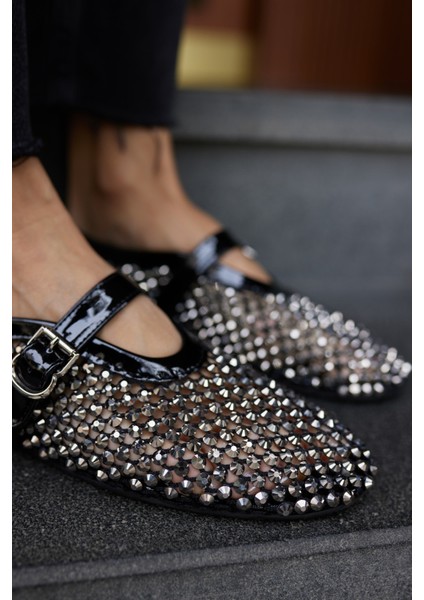 Santos Kadi̇n Si̇yah Rugan Komple Taşli̇ Ayakkabi̇ modelleri