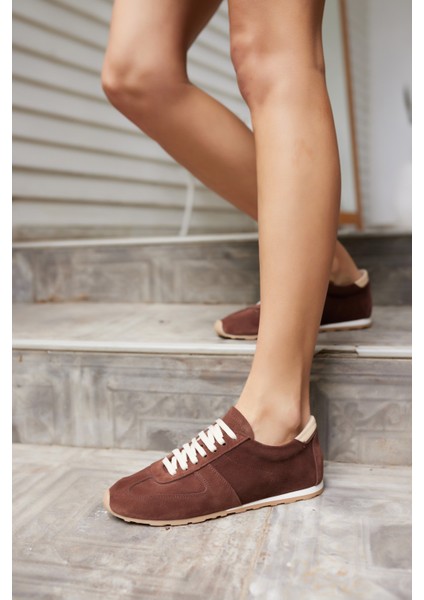 Tores Kadın Kahverengi Gercek Suet Bagcıklı Sneaker