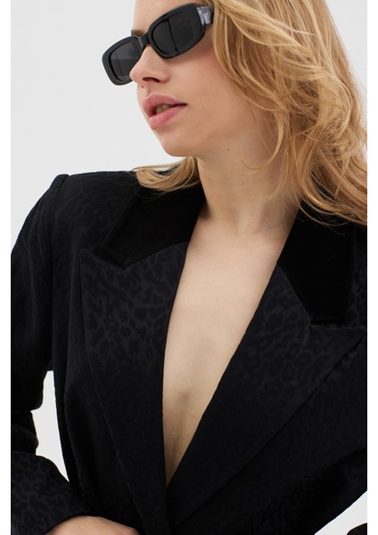 Kadın Kadife Yaka Detaylı Leopar Desenli Takım fırsatları