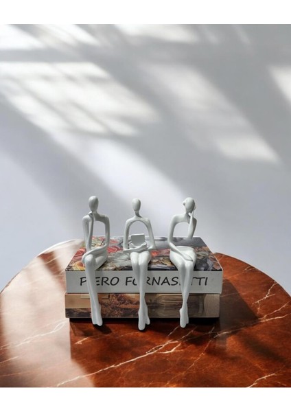 3'lü Oturan Insan Dekoratif Polyester Obje Beyaz fiyatları