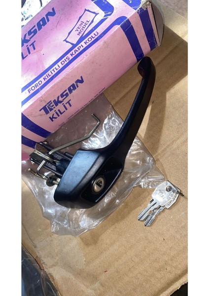 Ford Transit 2.4 2.5 Diş Kapı Kolu Sol Eski Üretim Döküm