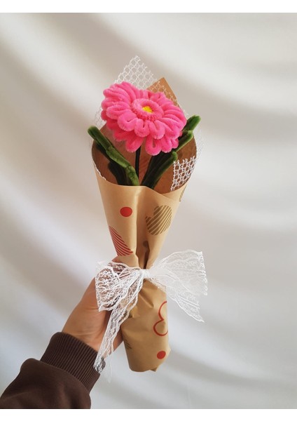 Tekli Çiçek Buketi – El Yapımı Dekoratif Aranjman