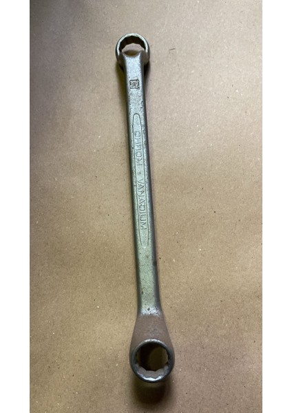 Izeltaş Izeltaş 20-22 Yıldız Iki Ağız Anahtar Eski Üretim