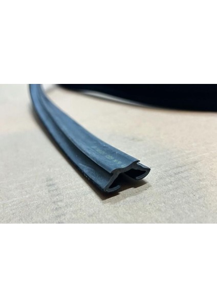 Renault 12 Toros Ön Cam Kadifeli Fitil Eski Üretim