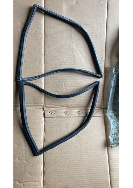 89 Doğan Kartal Şahin Arka Kelebek Cam Lastiği Sağ Sol Takım Opar