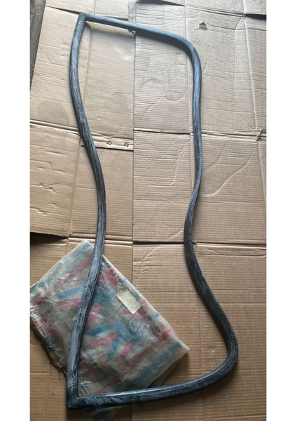 Murat 124 Serçe Arka Cam Lastiği