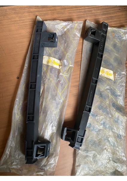 Tofaş Doğan Kartal Şahin Sağ-Sol Takım Ön Kapı Arka Cam Kızağı