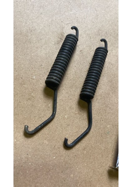 Anadol Ford Renault Tofaş Universal Uyumlu Traktör Yay 2 Adet Gaz Fren Debriaj Pedal