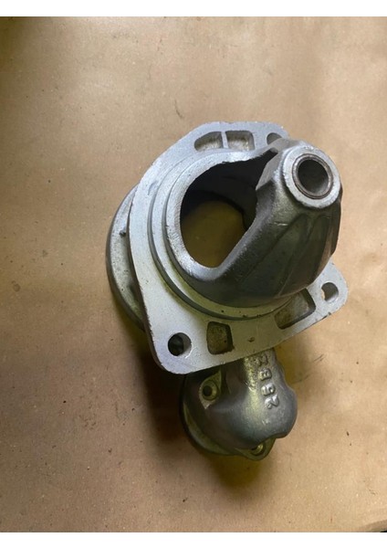 Massey Ferguson 165/275/285 Mako Tipi Marş Dinamo Pinyon Kapağı