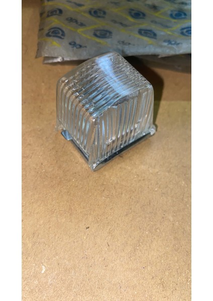 Tofaş Murat 124 Bagaj Aydınlatmauyumlu