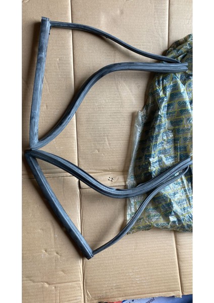 Tempra Tipo Arka Cam Kelebek Cam Fitili Takım Sağ Sol Eski Üretim 7599225