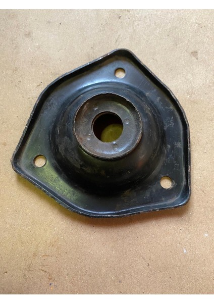 Tofaş Doğan Kartal Şahin Uyumlu Arka Amortisör Üst Takoz Flanşı Sportu