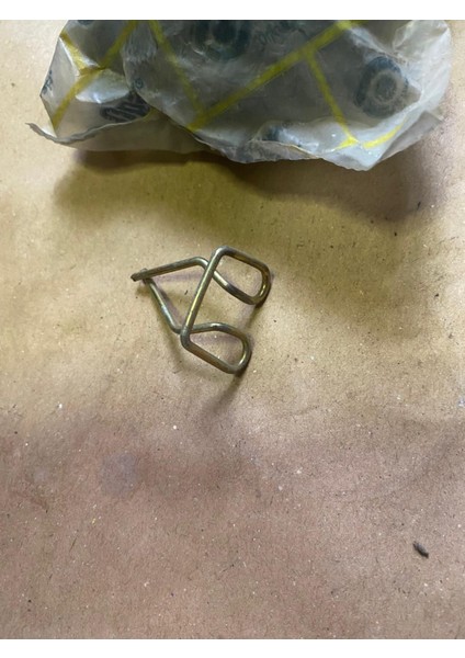 Murat 124/SERÇE 131 Kapı Döşeme Segmanı Klipsi Küçük Tel Eski Üretim Opar