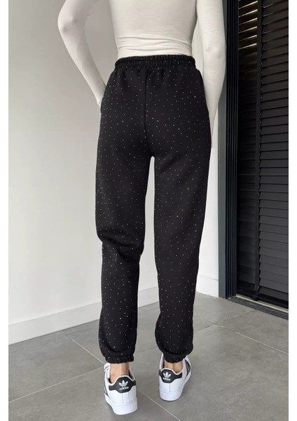 Kadın Bel ve Paça Lastikli Yüksek Bel Taş Işlemeli Şardonlu Eşofman Altı P-00018812 fırsatları