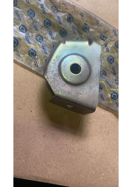 Murat 124/SERÇE Tampon Bağlantı Demiri Eski Üretim Opar