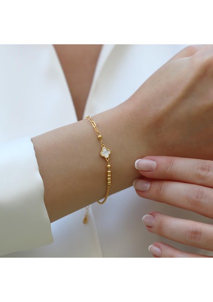 Yonca Sedefli Trend Gold Gümüş Bileklik