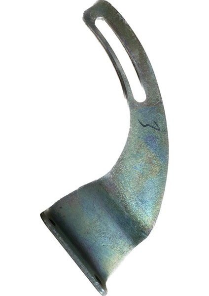 Renault 12 Alternatör Gergi Ayağı