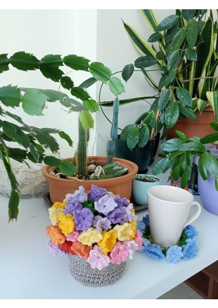 Amigurumi El Örgüsü Sepetli Çiçek Buketi Bardak Altlığı - 7 Parça modelleri