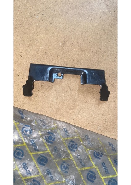 Murat 124 Murat 131 Kapı Conta Braketi Opar