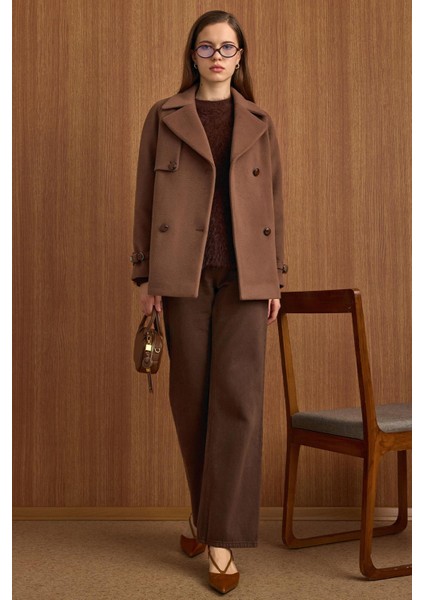 Pelerin ve Kol Patı Detaylı Kruvaze Kısa Kaban A.KAHVE 3161 fiyatları