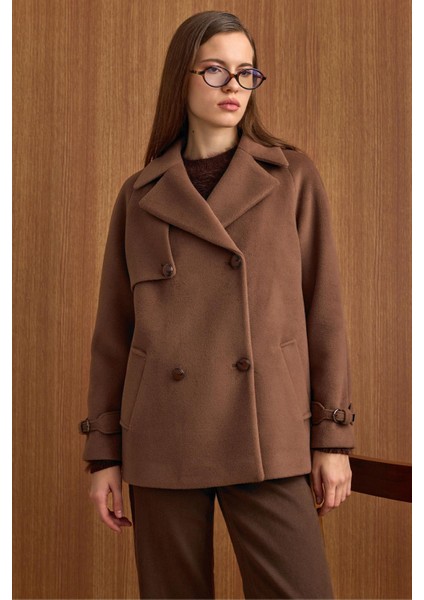 Pelerin ve Kol Patı Detaylı Kruvaze Kısa Kaban A.KAHVE 3161 modelleri